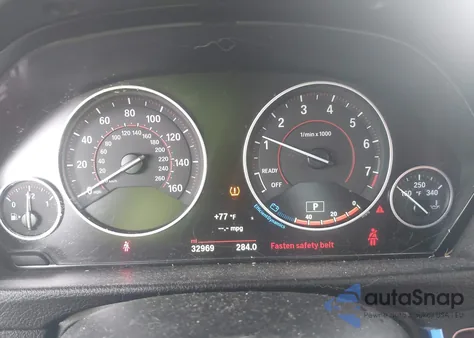 2017 BMW 330I xDrive из США, поврежденный, VIN WBA8D9G31HNU66561